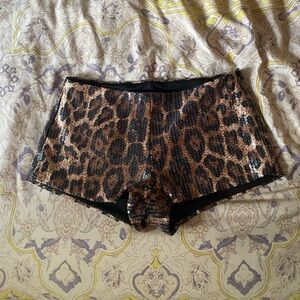 Edikted leopard micro shorts